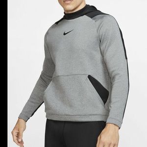 Men’s Nike Pro Pullover hoodie Size S